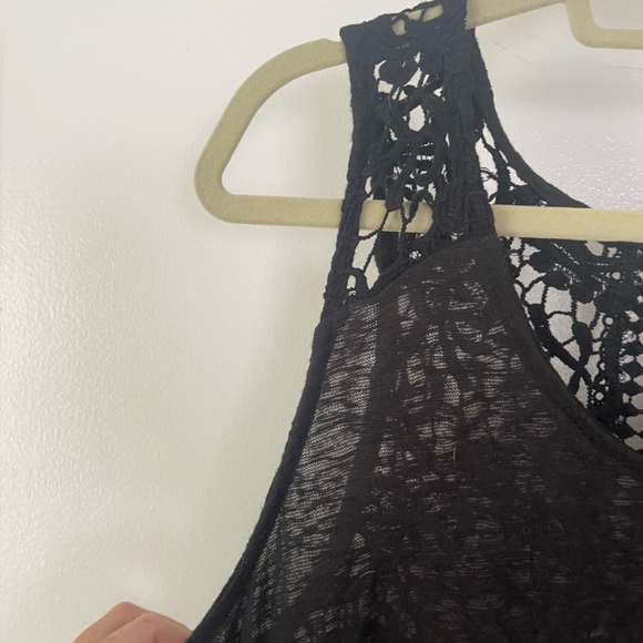 Mossimo Crochet Spilt Back Tank Top - Picture 3 of 9